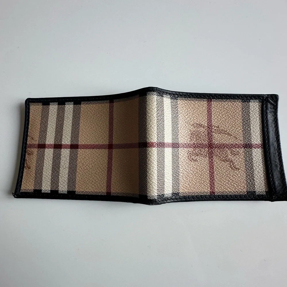 🛍️FINAL SALE🛍️ Burberry Men's Haymarket Check Coated Canvas Bifold Wallet - Picture 5 of 9